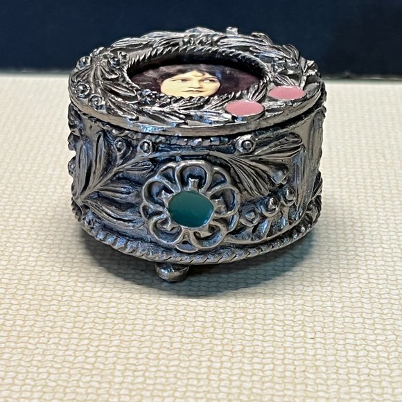 Russ Berrie and Company Unique Decorative Metal Keepsake Trinket Box with Lid - Picture 5 of 11